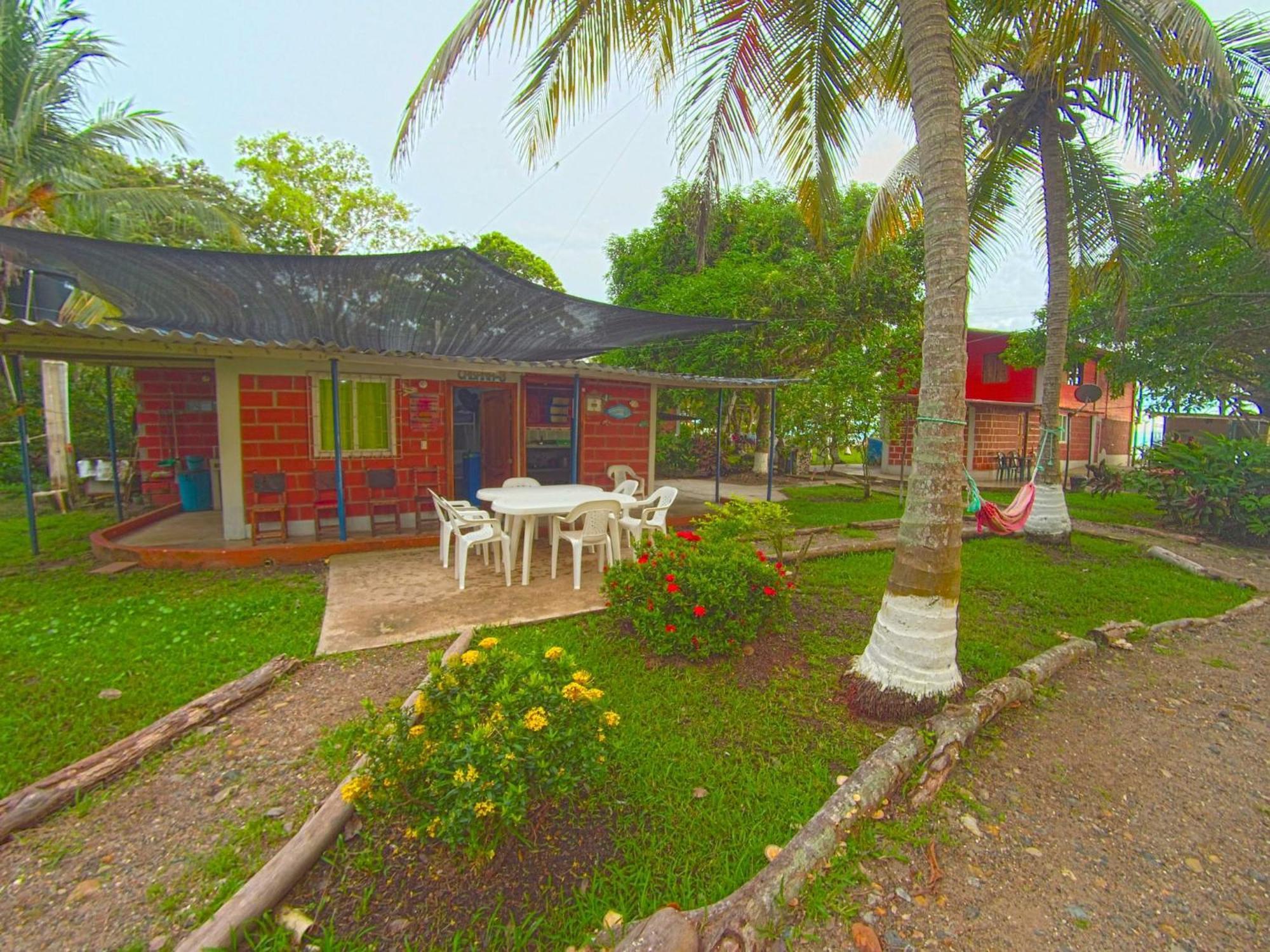 Las Cabanas De Mario Necoclí Exterior foto